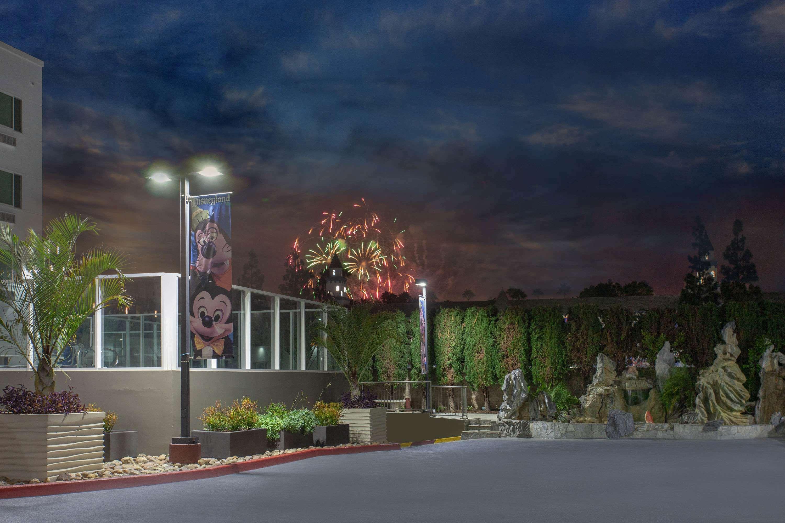 Wyndham Anaheim Hotell Eksteriør bilde